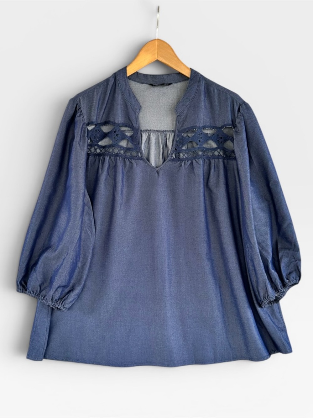 🎉5 for $45🎉 Unique spectrum top blouse shirt size 2X denim blue